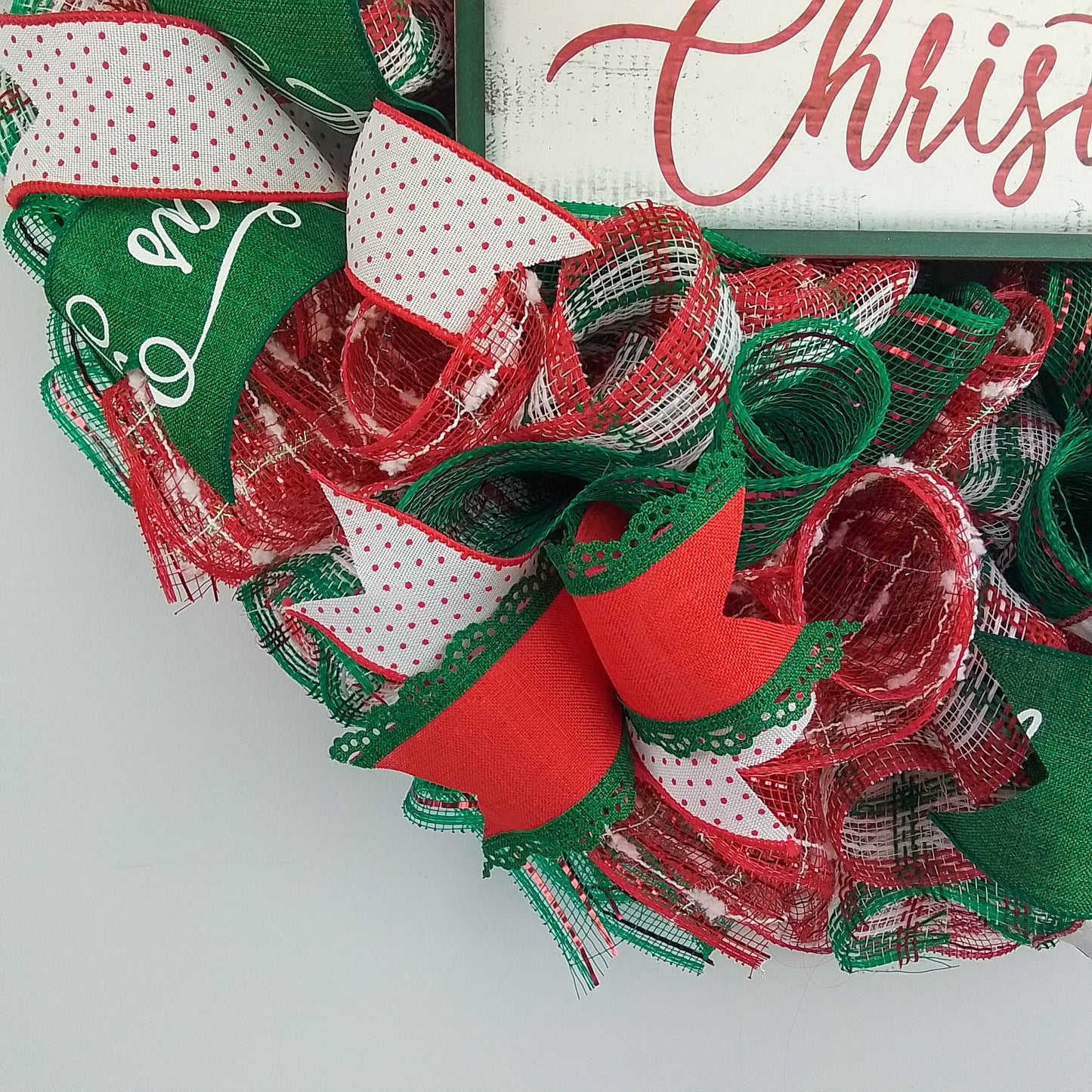 Merry Christmas Wreath - Xmas Holiday Decoration Front Door Wreaths - Red Emerald Green White Christmas Trees