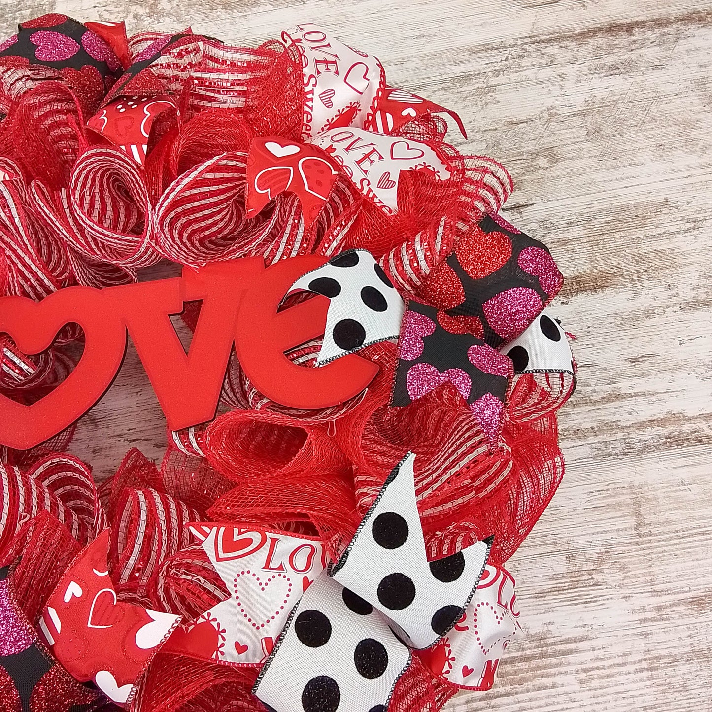 Love Valentines Wreath, Valentine's Day Decor, Red White Black Door Decorations