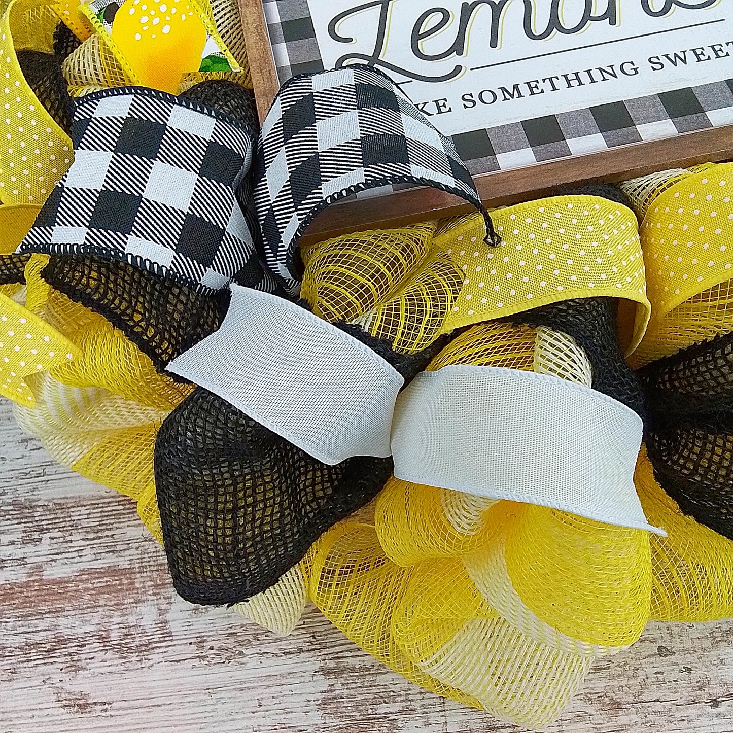 Lemon Wreath - Spring Summer Welcome Deco Mesh Decor