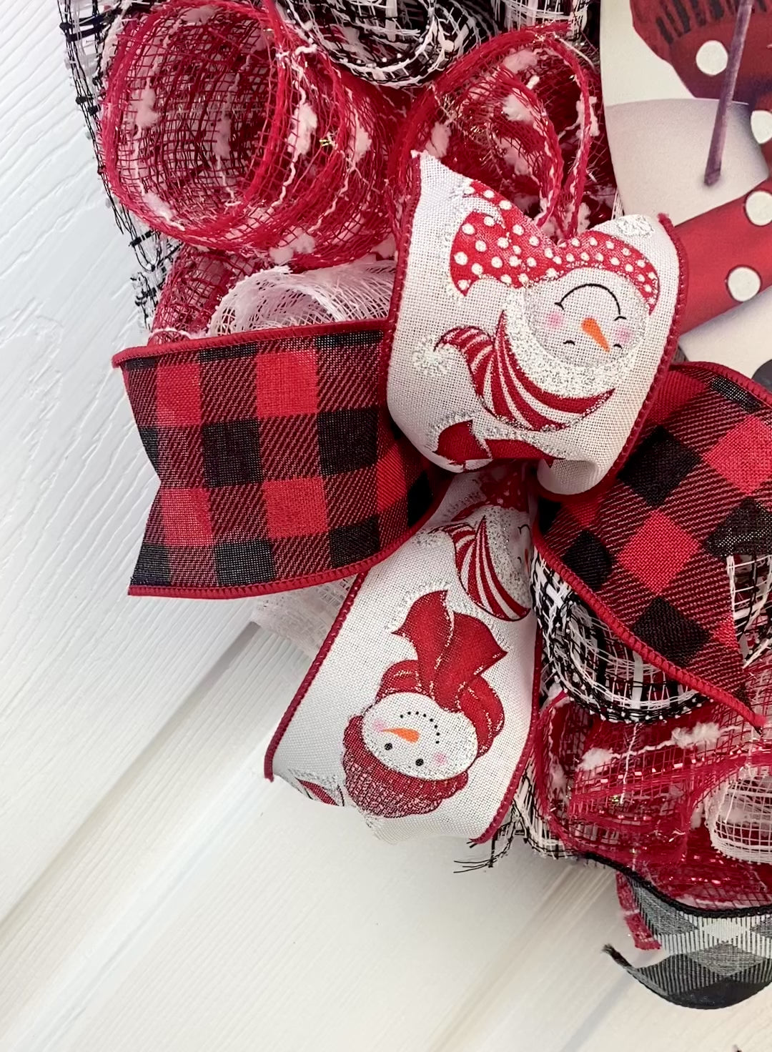 Let it store Snow Snowman Wreath Free wreath storage bag!